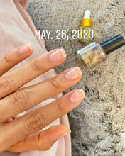 Load image into Gallery viewer, Natural Cuticle Oil
